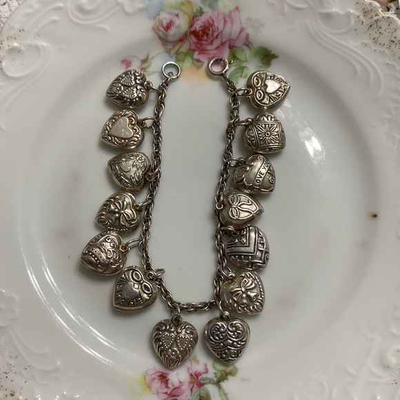 Vintage 14 Double Sided Sterling Puffy Hearts Bracelet - Picture 1 of 7